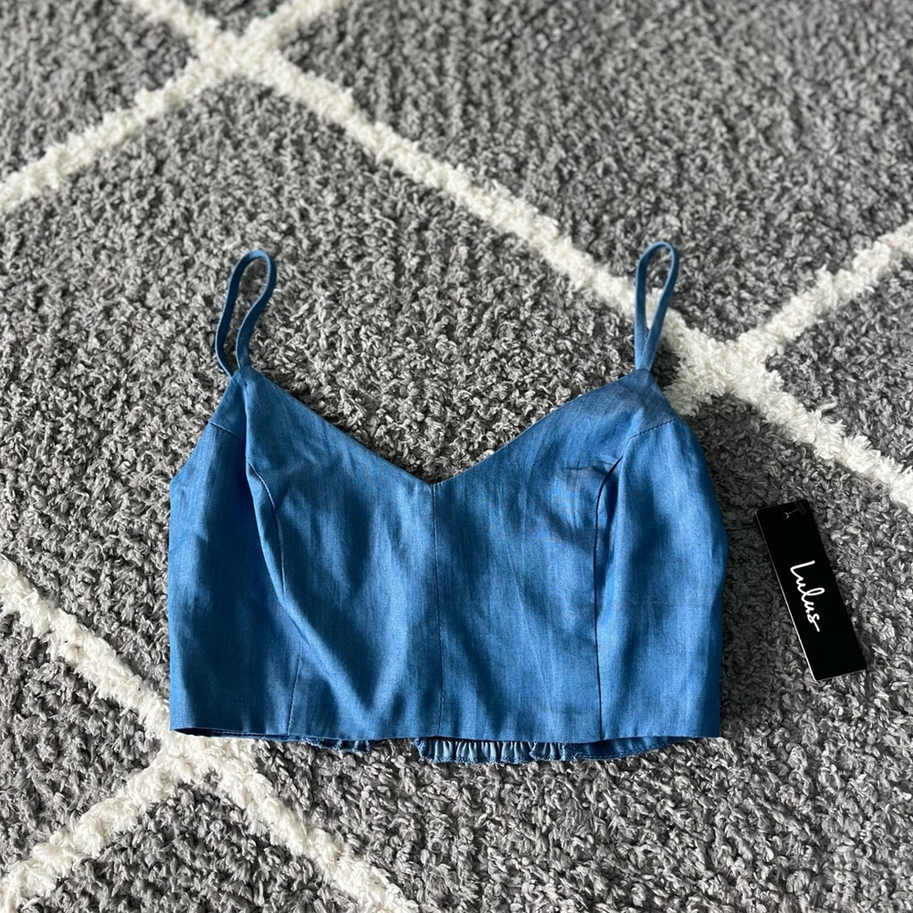 Lulu’s crop tank
